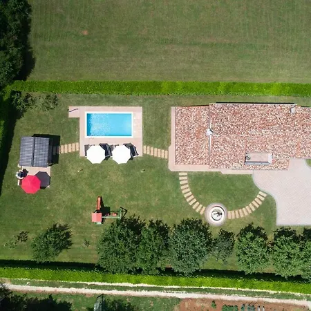 Holiday home Doria Skropeti